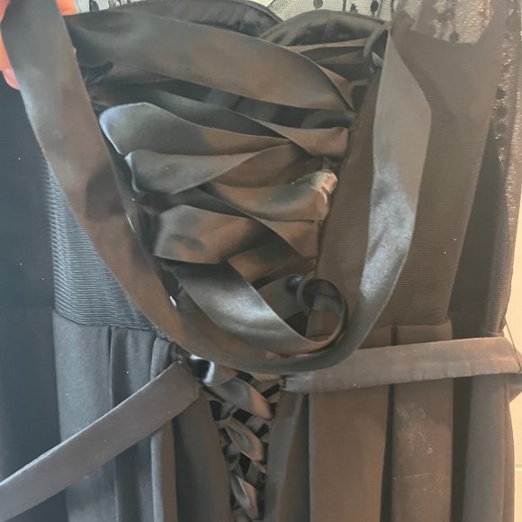 Gorgeious one of a kind Italian black formal gown with lace up back - Picture 3 of 4